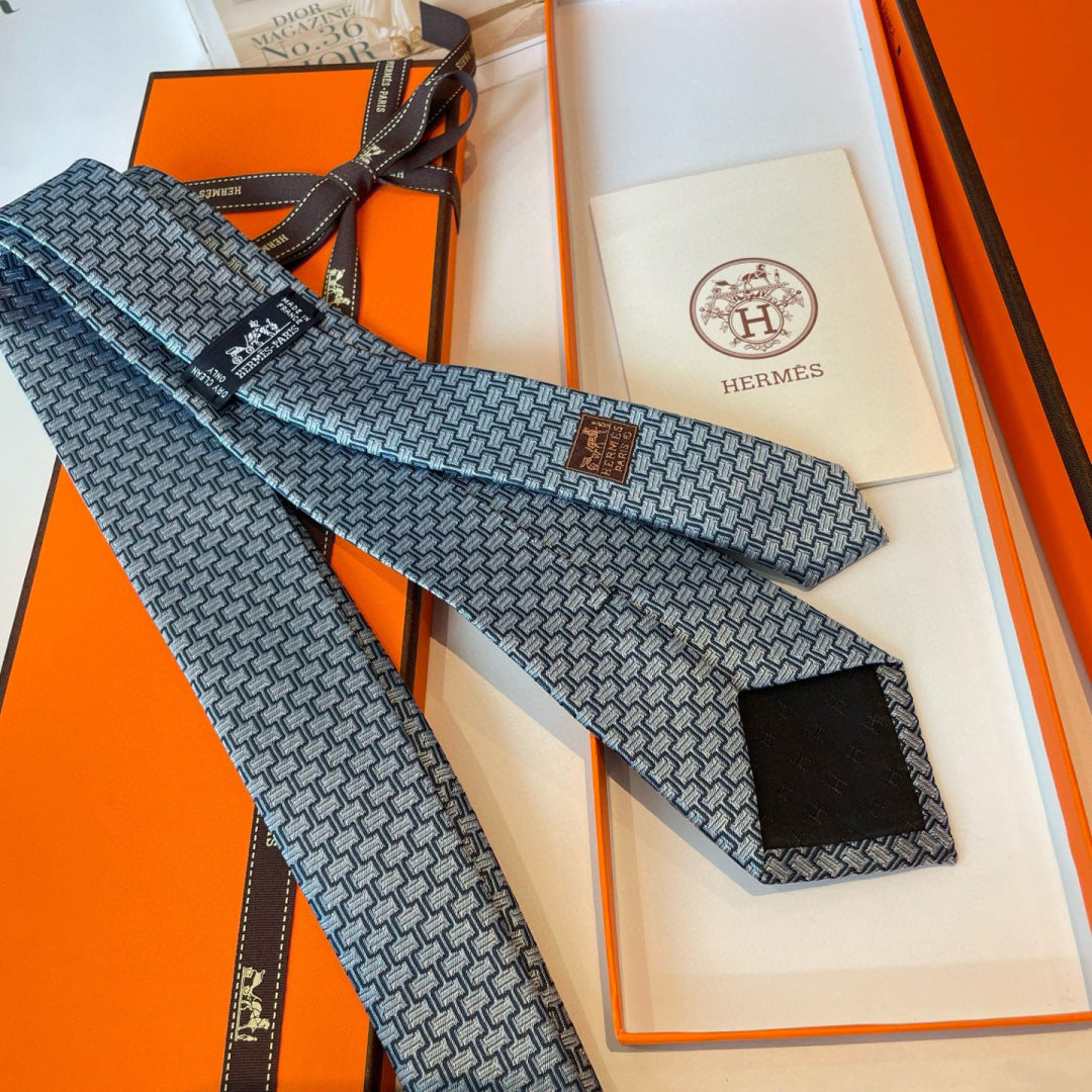 HM Maze Escape Tie Light Blue Twill Silk 212122