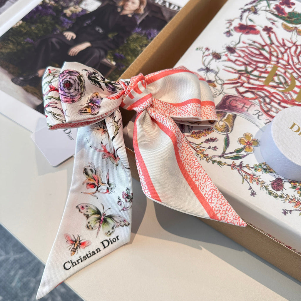 CD 26s Scarf 100cm In Silk 305866