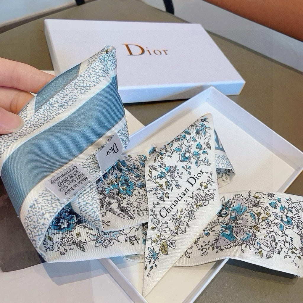 CD 26s Scarf 100cm In Silk 309512