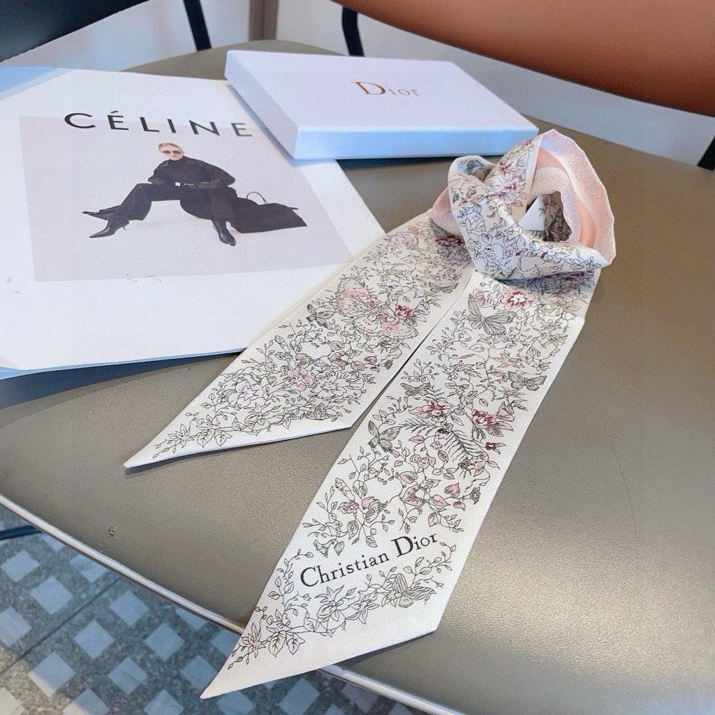 CD 26s Scarf 100cm In Silk 309515