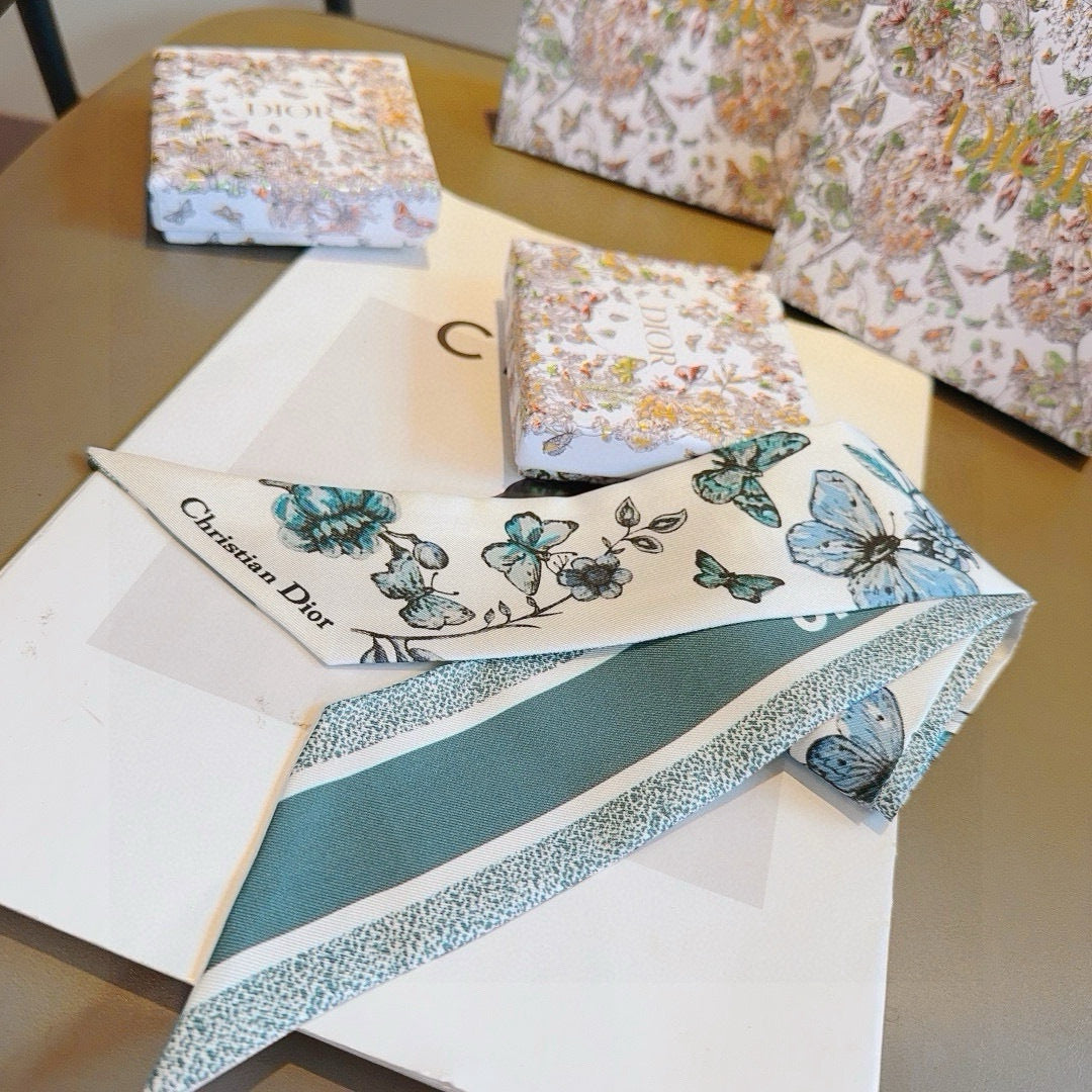 CD 26s Scarf 105cm In Silk 314823