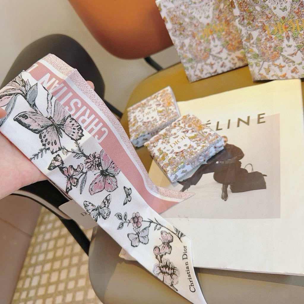 CD 26s Scarf 105cm In Silk 314824