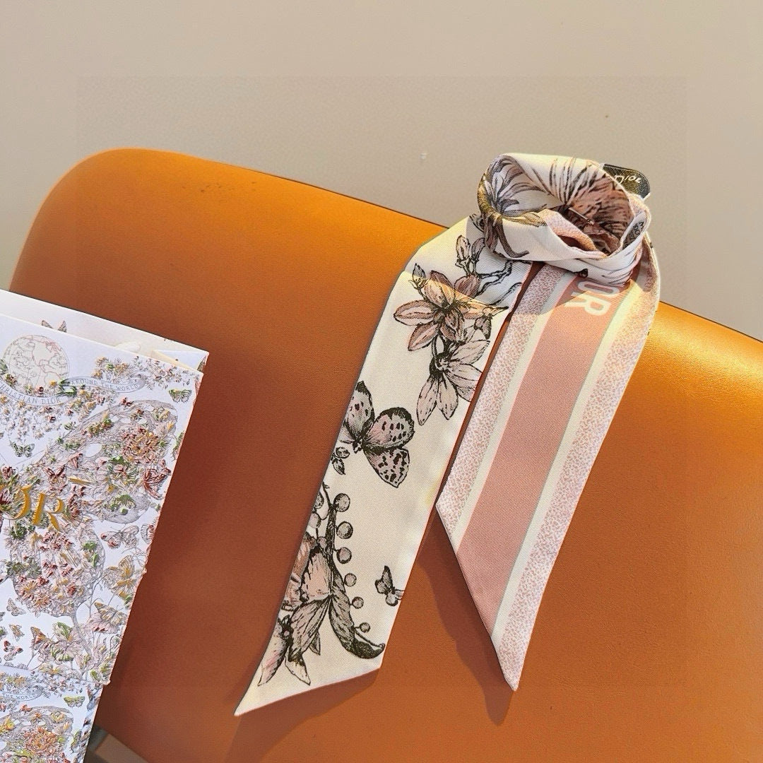 CD 26s Scarf 105cm In Silk 314824