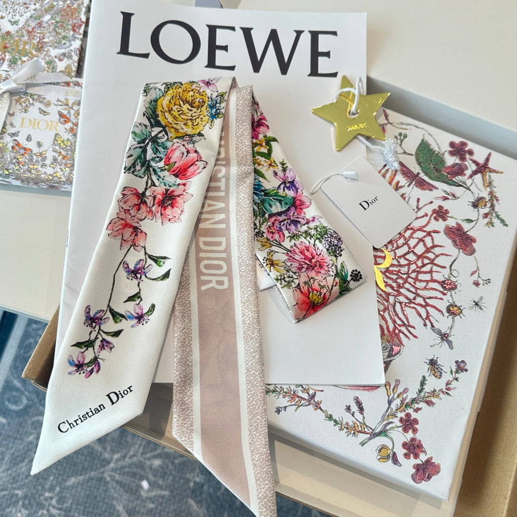 CD Twilly Mini Scarf 105cm White Light Pink Colorful Mulberry Silk 902531