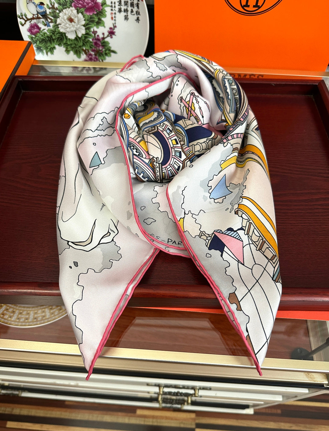 HM Hippopolis Scarf 90x90 Pink White Silk 333445