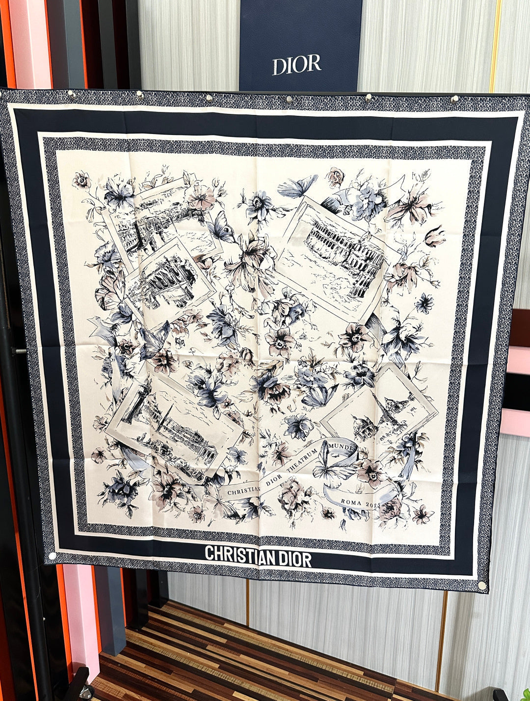 CD Souvenir de Rome Scarf 90x90 Black White Silk 333456