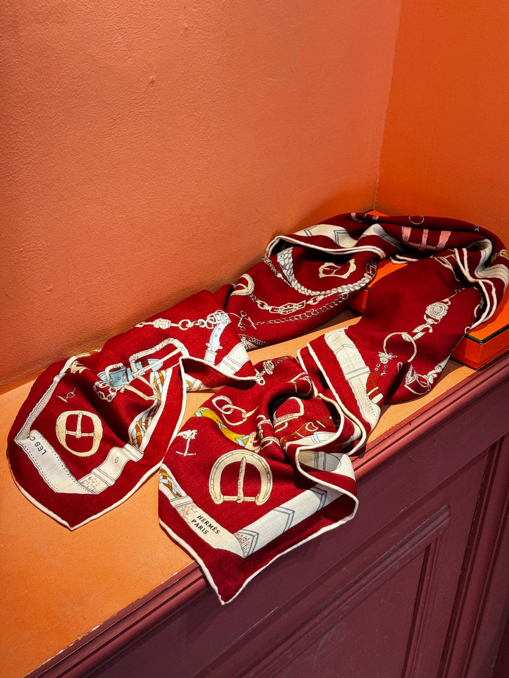 HM 25s Horse Reversible Scarf 140cm Red Cashmere Silk 967389