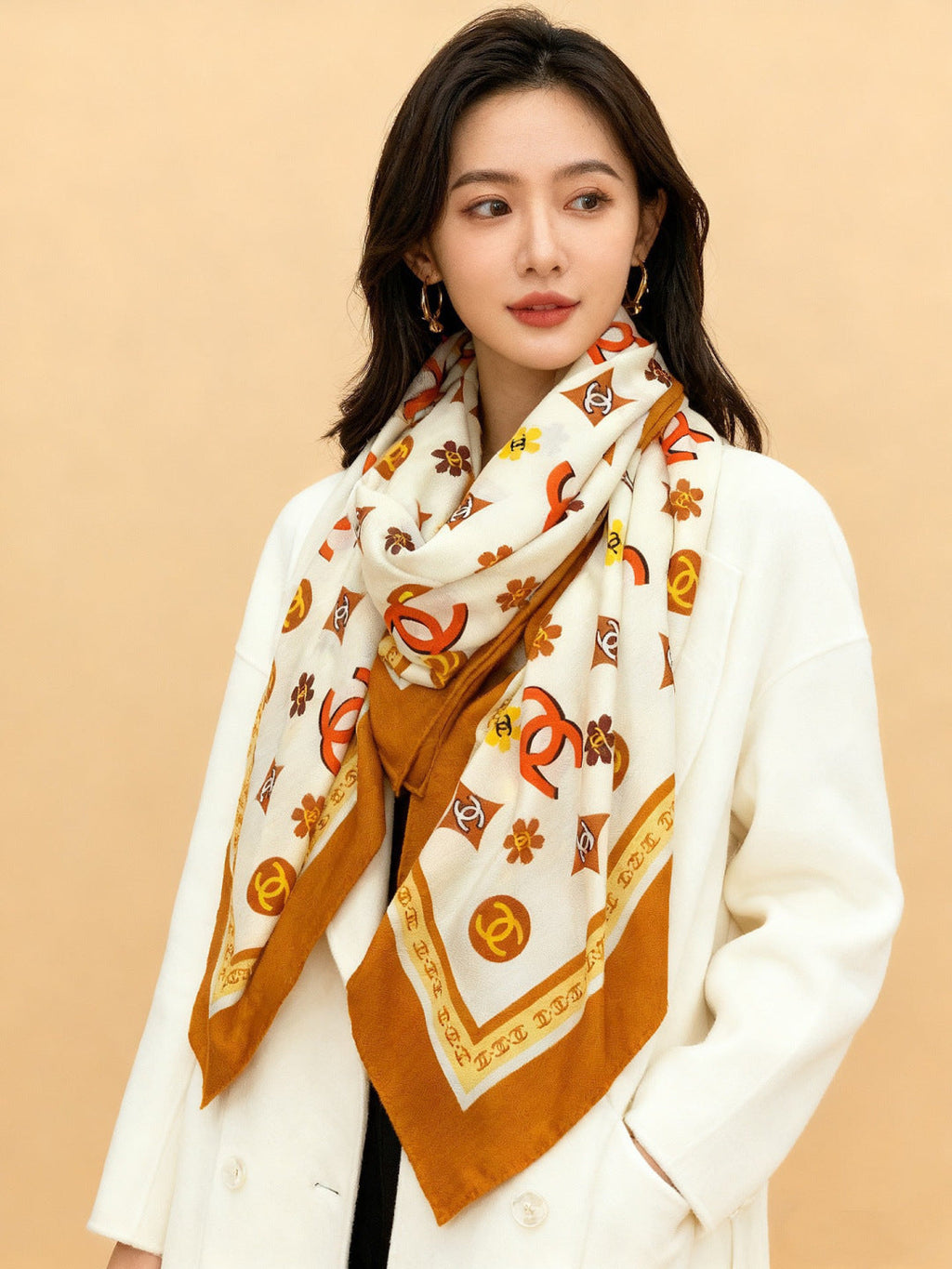 CC Scarf 140cm Brown And White Patterned Silk Cashmere 143732