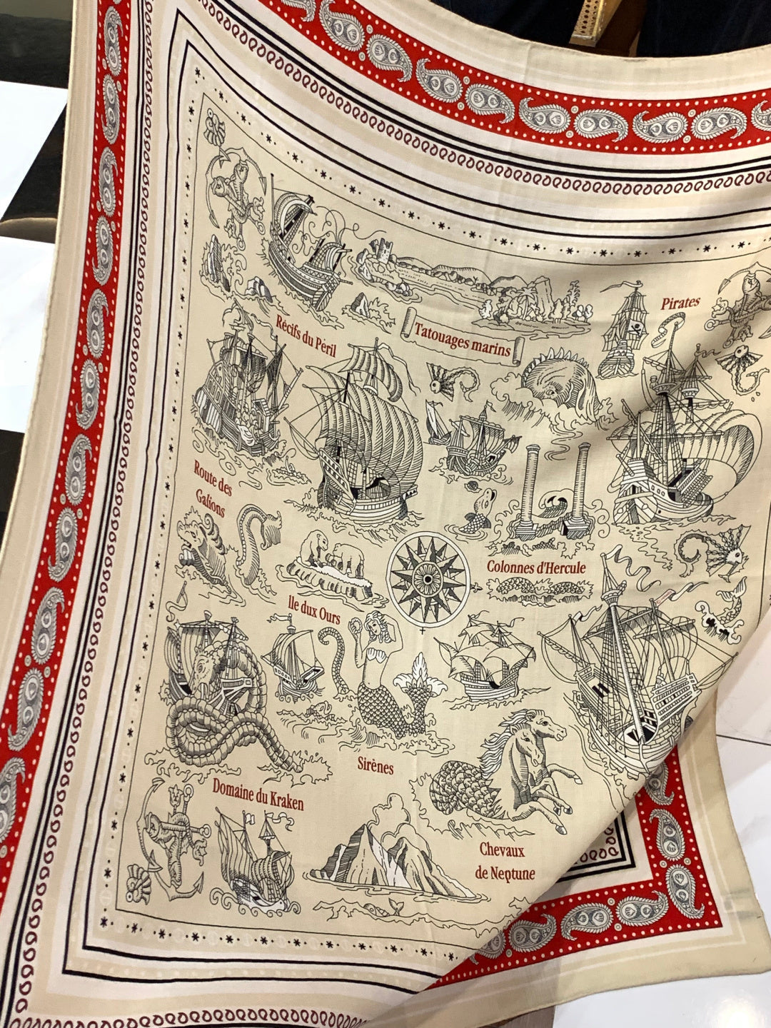 HM 26s Double-sided Scarf 140cm Cream Red Silk Cashmere 153143