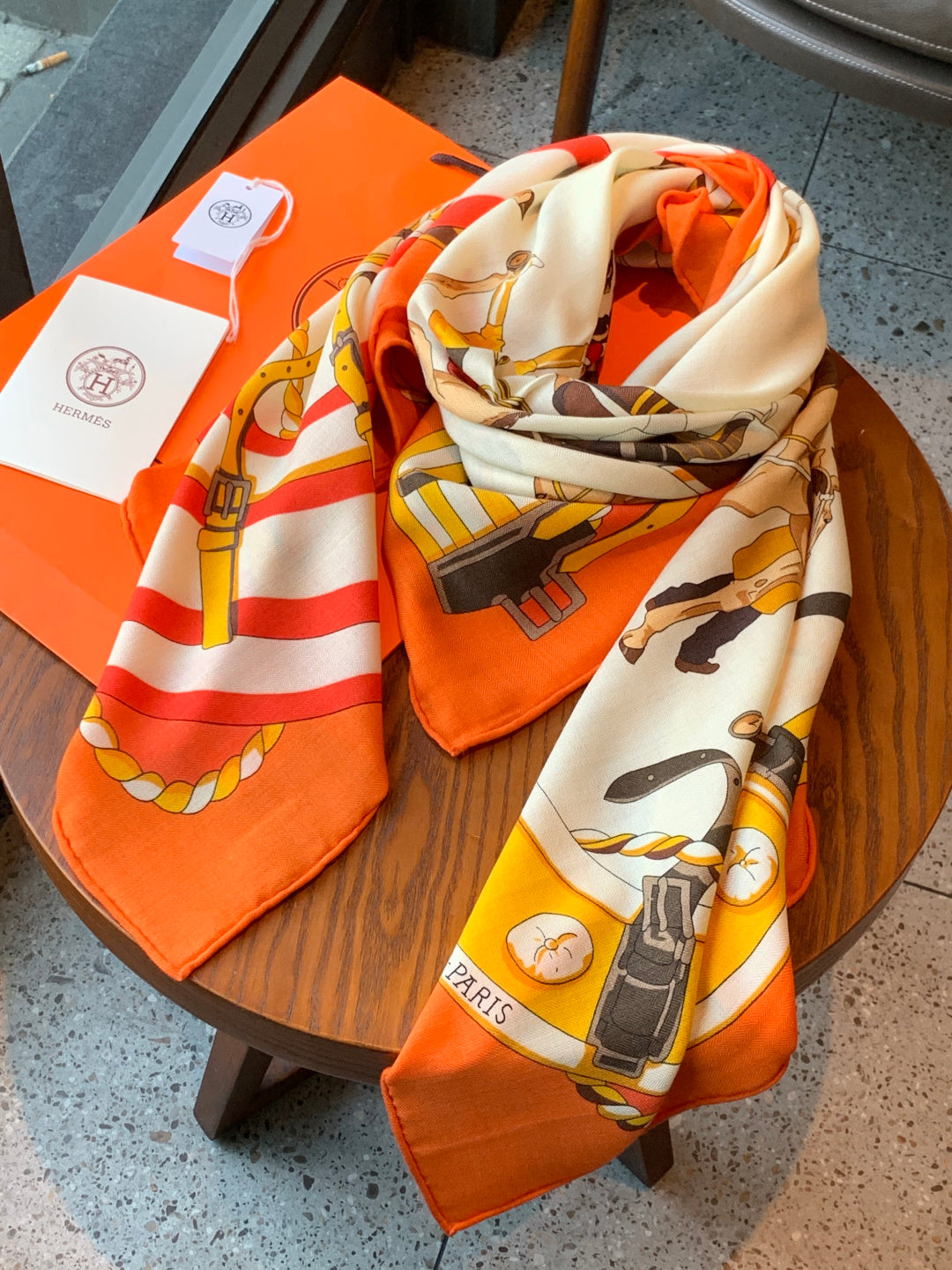 HM 26s Double-sided Scarf 140cm Orange Cream Silk Cashmere 153158