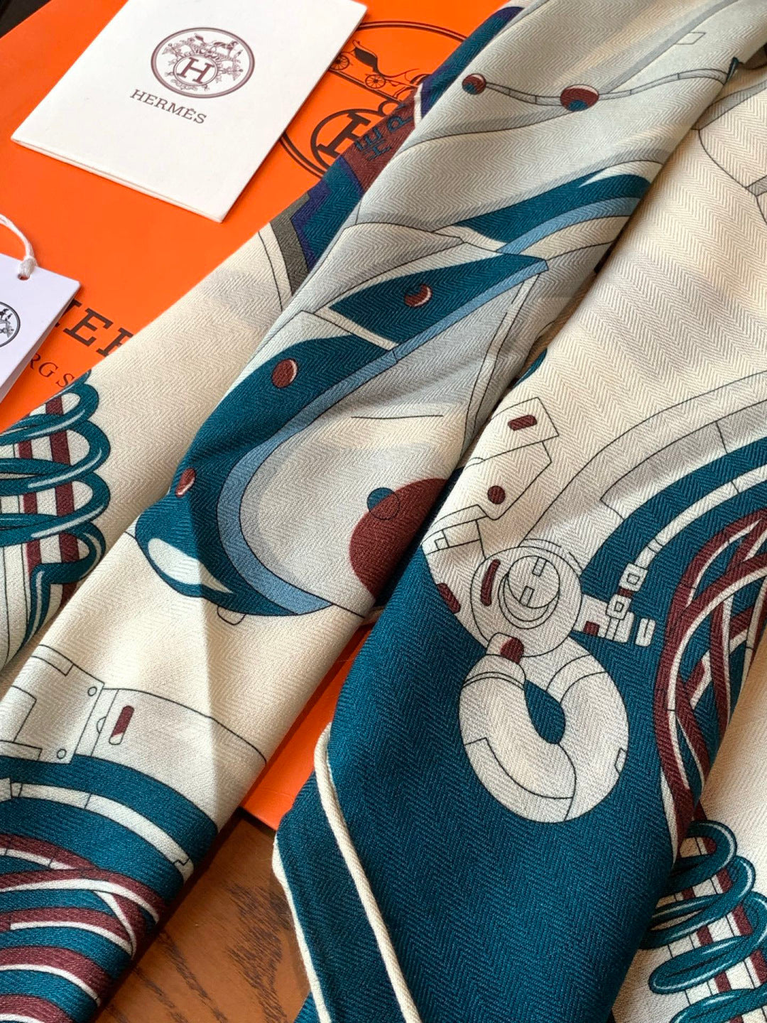 HM 26s Double-sided Scarf 140cm Blue Marine Beige Silk Cashmere 153162