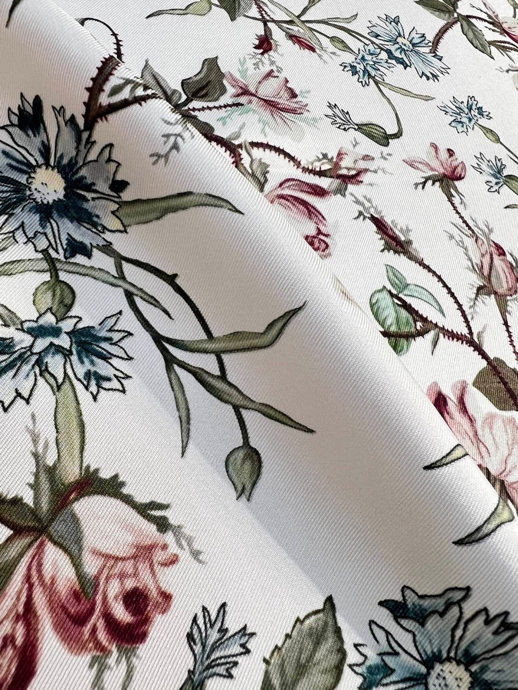CD 26s Scarf 90cm In Silk 274729