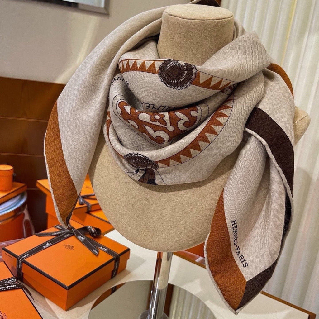 HM 26s Scarf 140 In Cashmere And Silk 304240