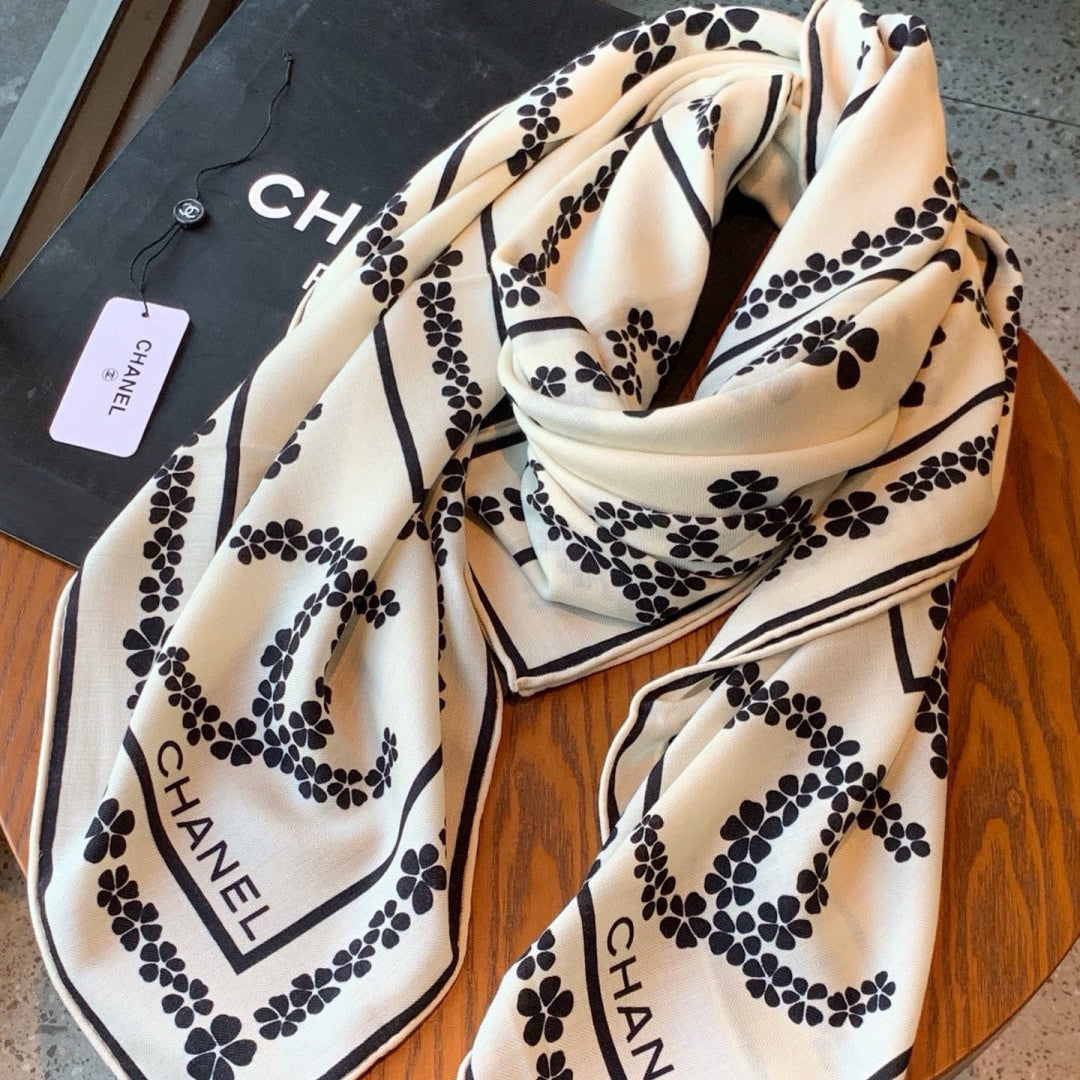 CC 26s Scarf 140 In Cashmere Silk 309370