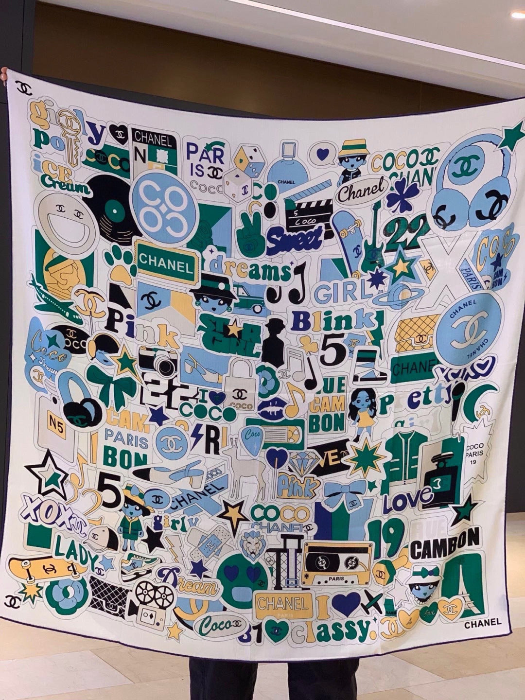 CC 26s Scarf 140 In Silk Cashmere 309868