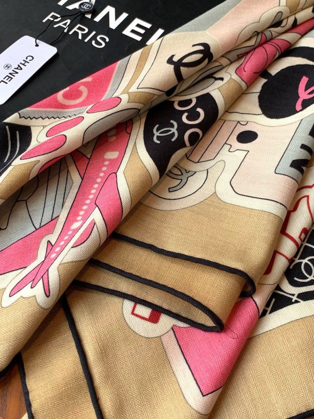 CC 26s Scarf 140 In Cashmere Silk 309870