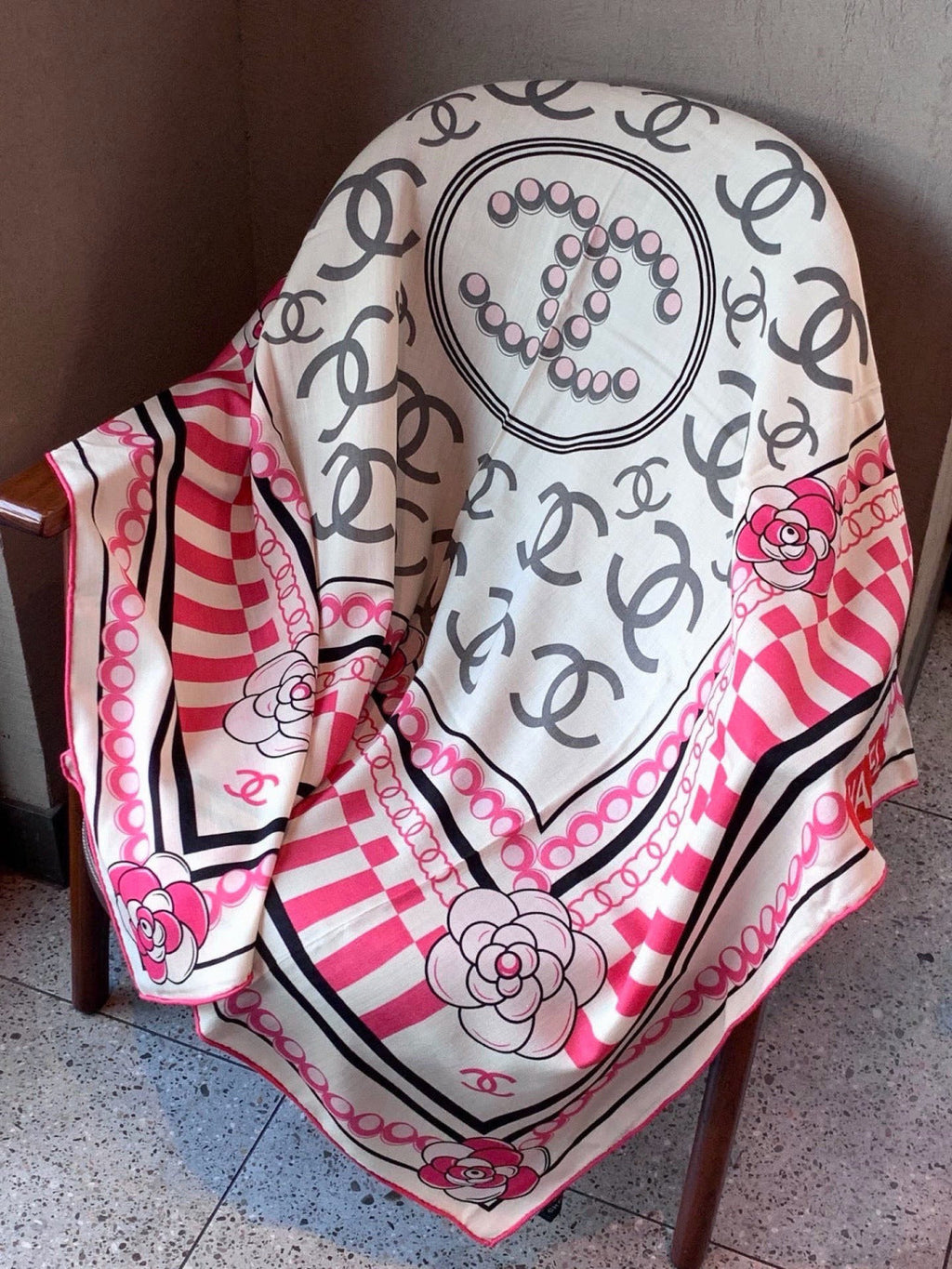 CC 26s Scarf 140 In Silk Cashmere 309894