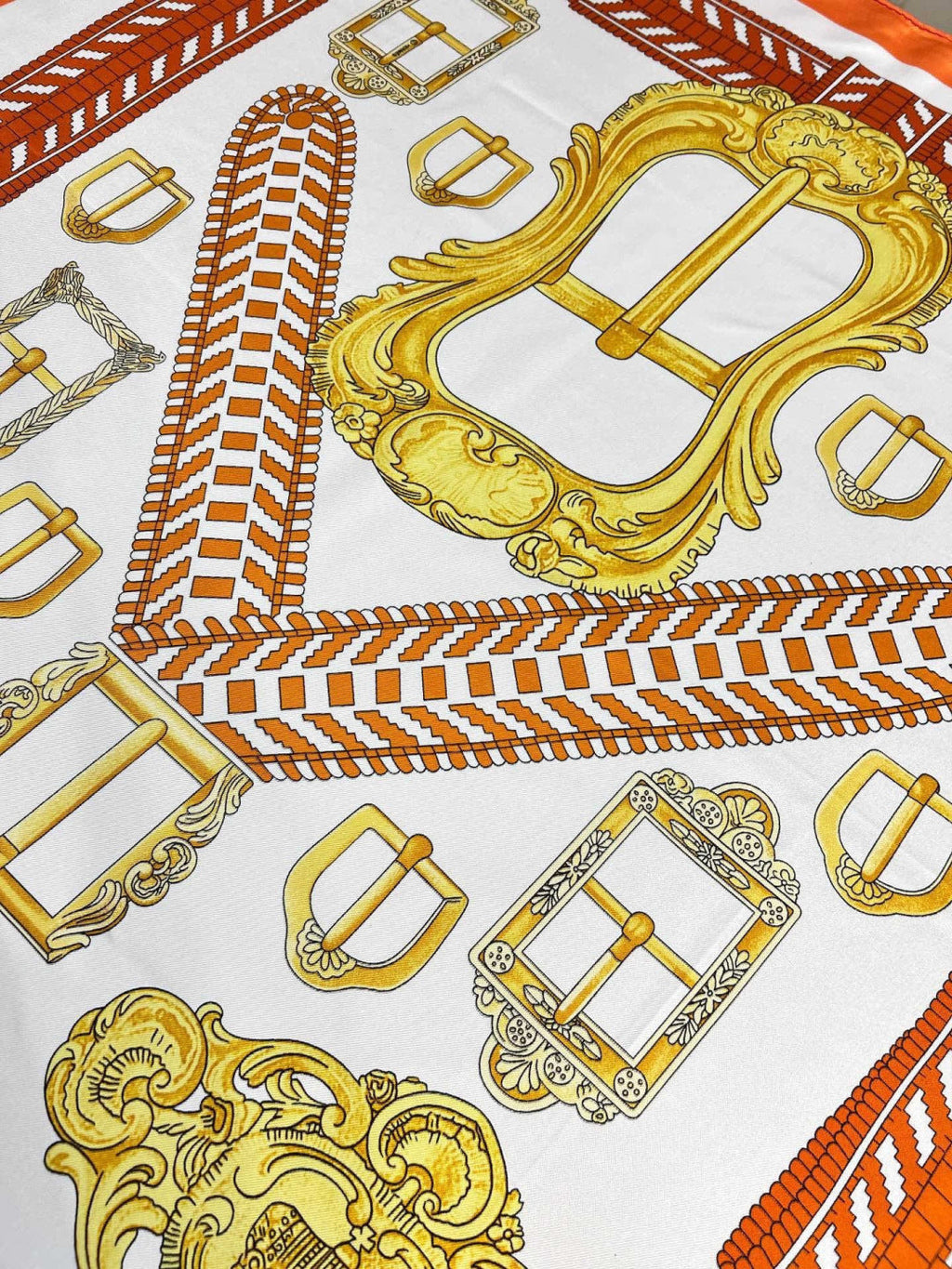 HM 26s Printed Square Scarf 88 In Silk 309940