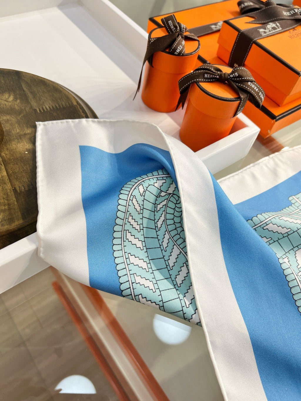 HM 26s Printed Square Scarf 88 In Silk 309941