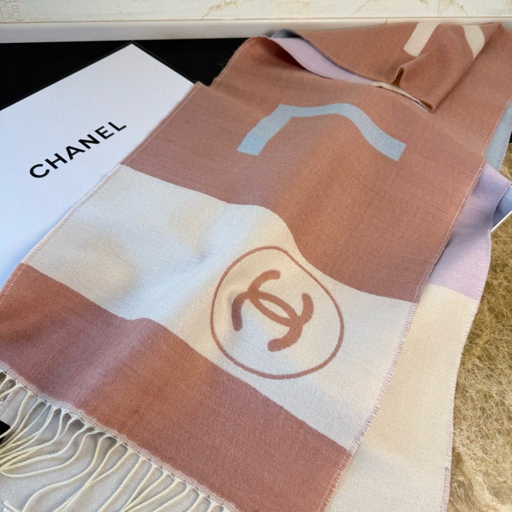 CC 25 Scarf 200cm White Pink Lambswool 968390