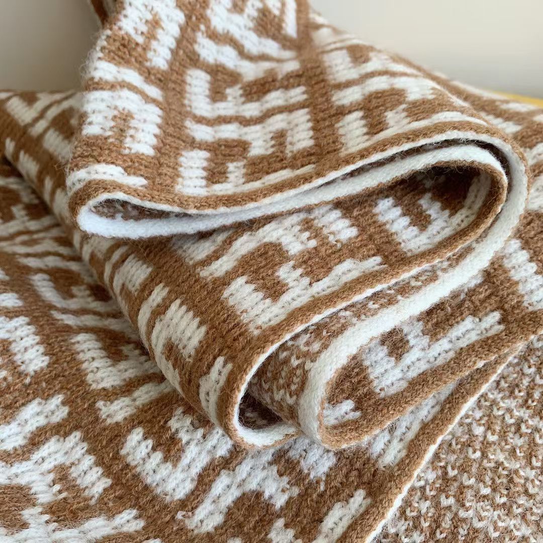 FF Jacquard 180CM Scarf Light Brown White Wool 104534