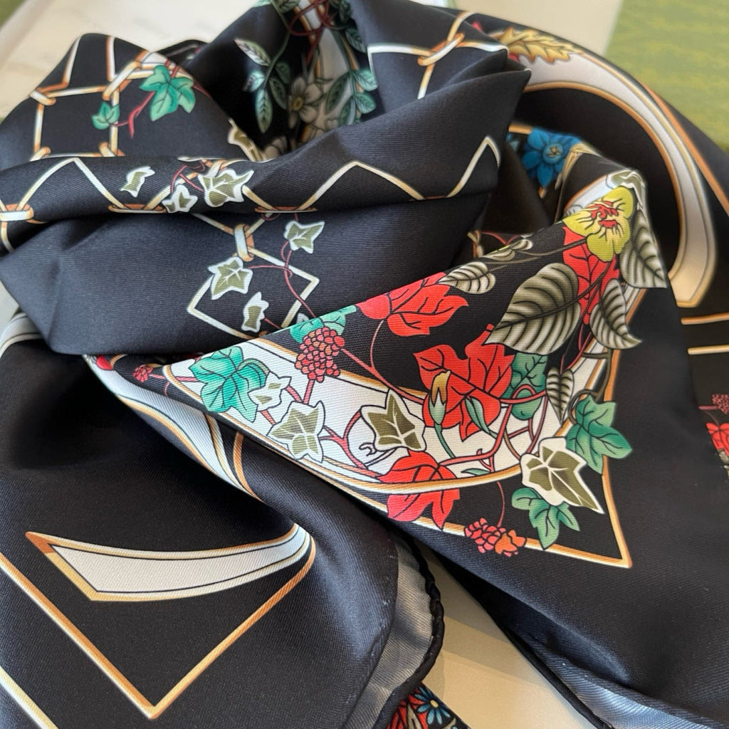 GG Signature Floral Scarf 90CM Black Muticolor Twill Mulberry Silk 280660