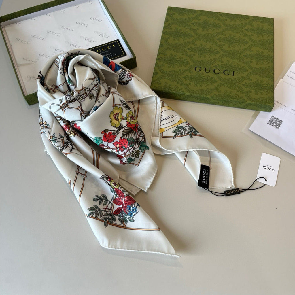 GG Signature Floral Scarf 90CM Cream Muticolor Twill Mulberry Silk 280661
