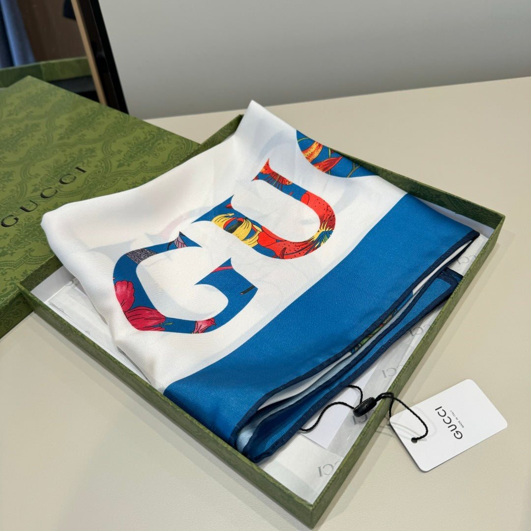 GG Signature Floral Scarf 90CM White Blue Twill Silk 280695