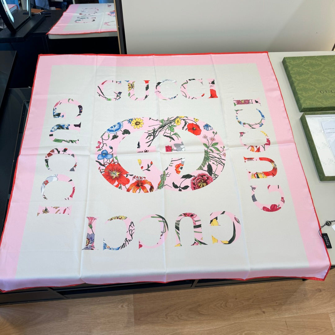 GG Signature Floral Scarf 90CM White Pink Twill Silk 280696