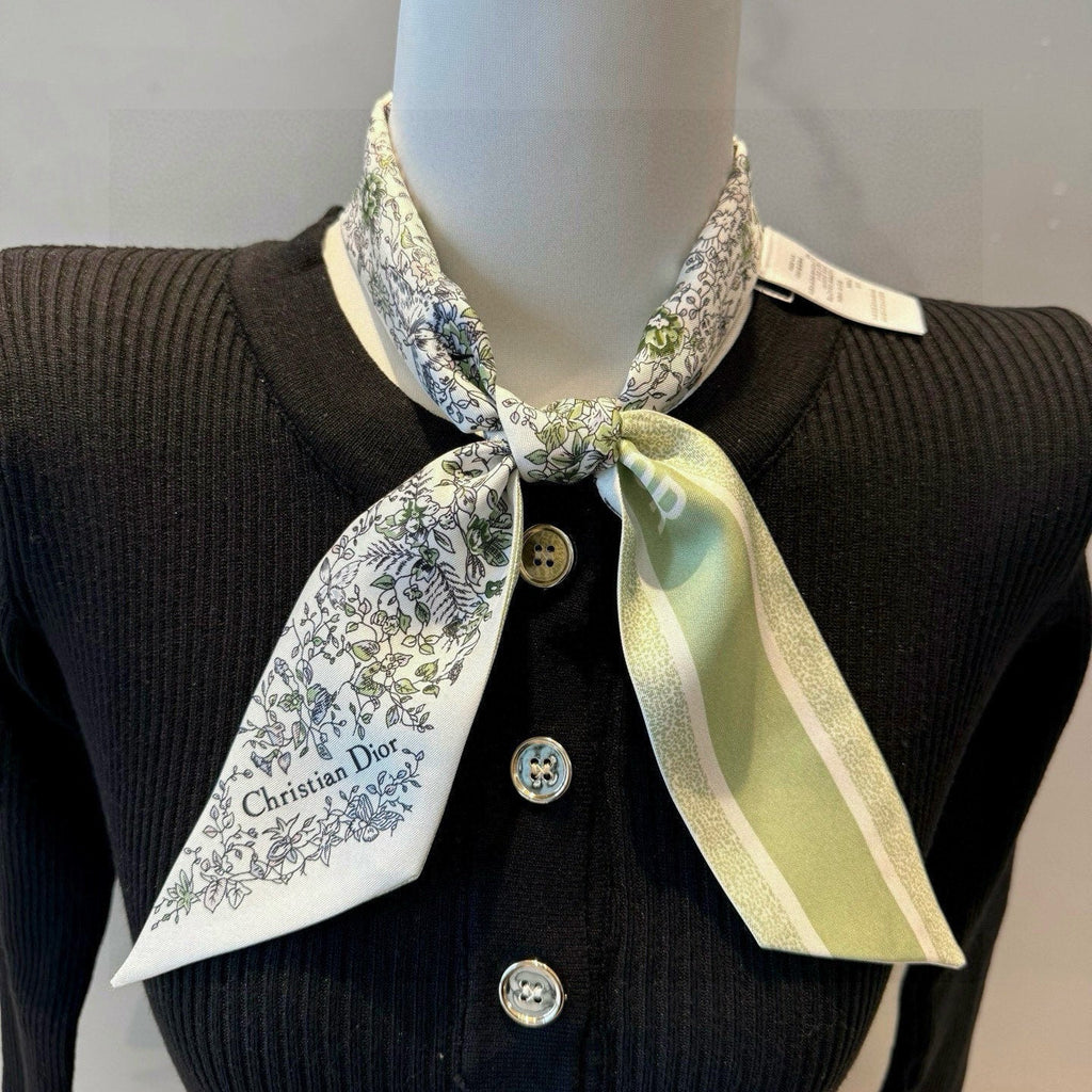 CD Twilly Mini Scarf 105cm Green Mulberry Silk 941923
