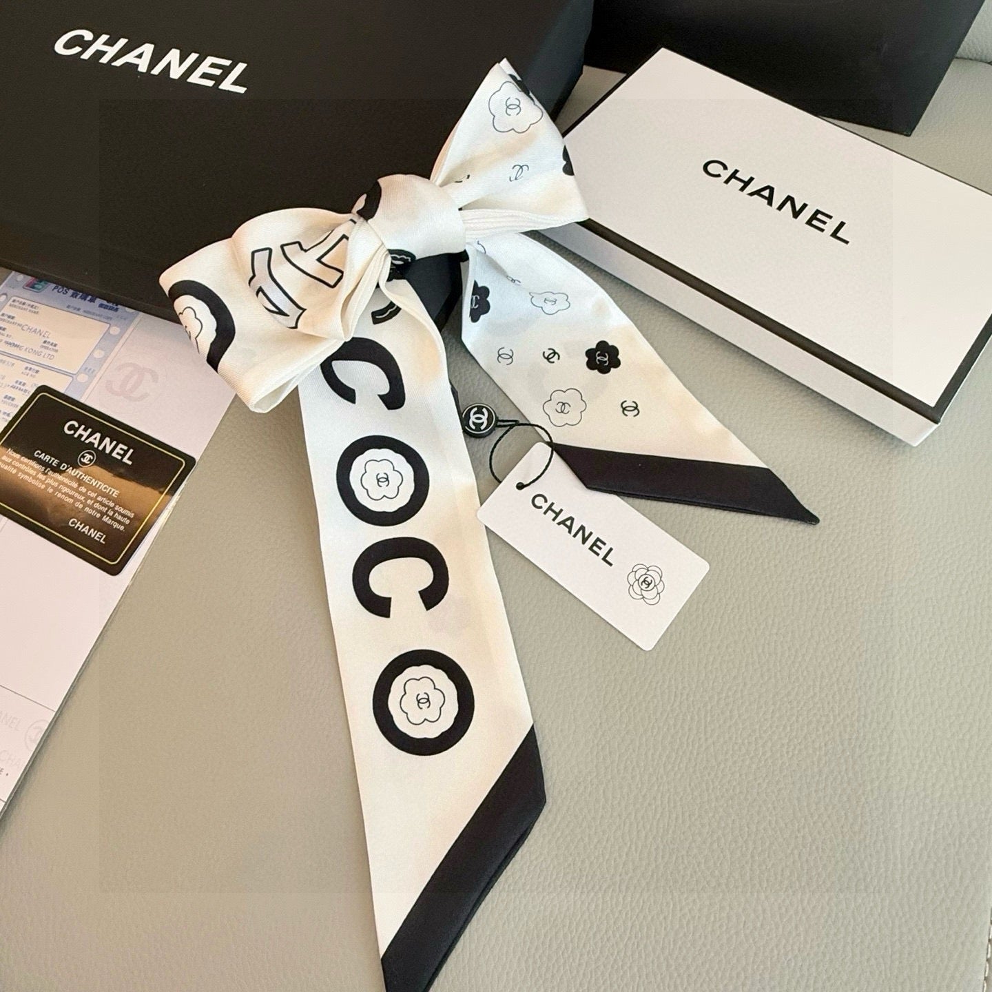CC Twilly Mini Scarf 120cm White Mulberry Silk 949095