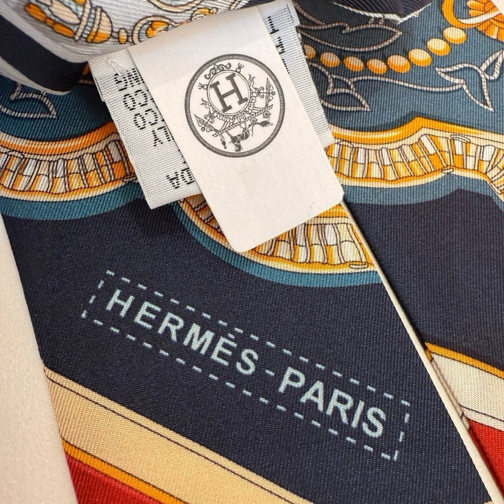 HM Twilly Mini Scarf 105 Creme Blue Terracotta Silk Twill 153180