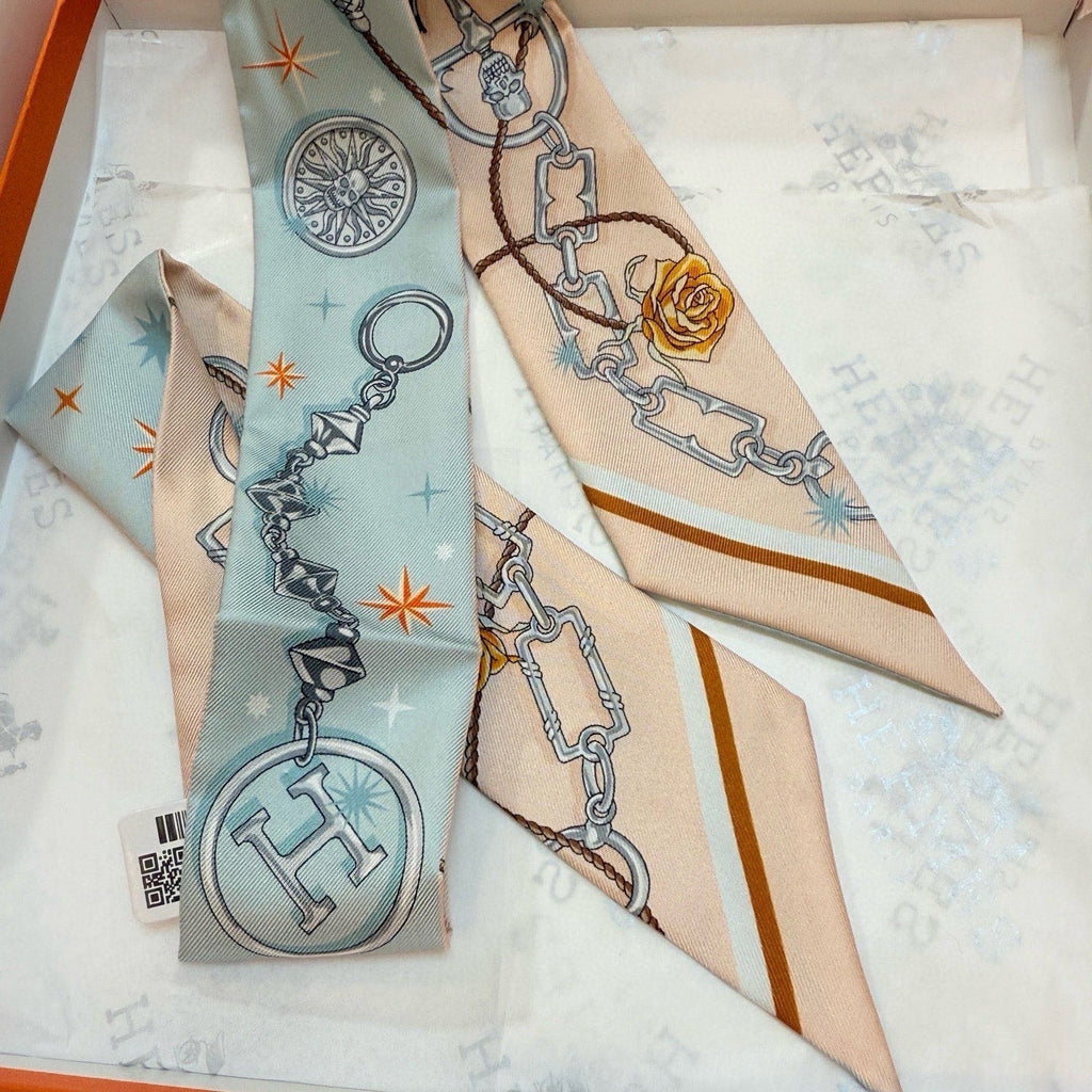 HM Twilly Mini Scarf 105 Bleu Glacier Silk Twill 153190
