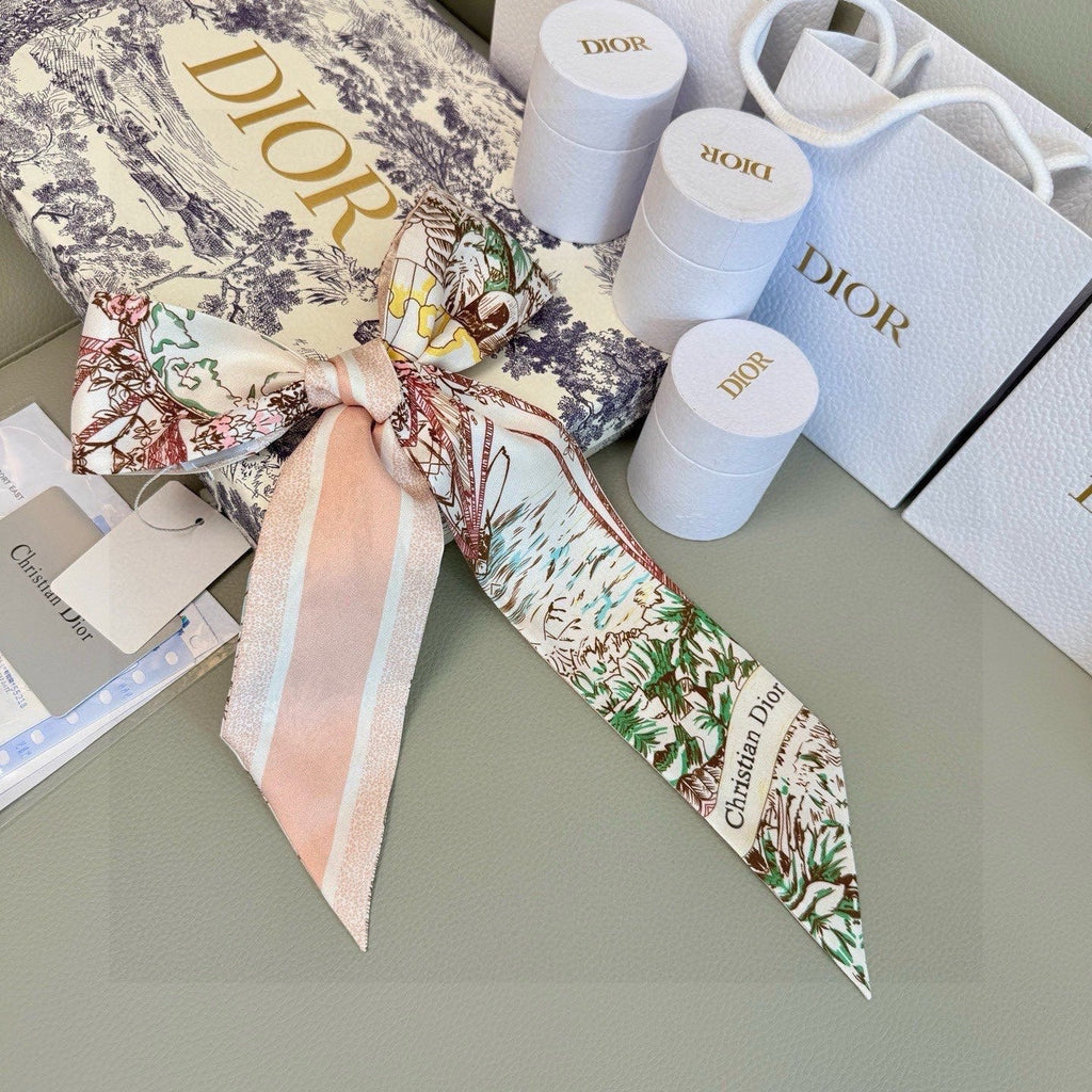 CD 26s Scarf 100cm In Silk 305844