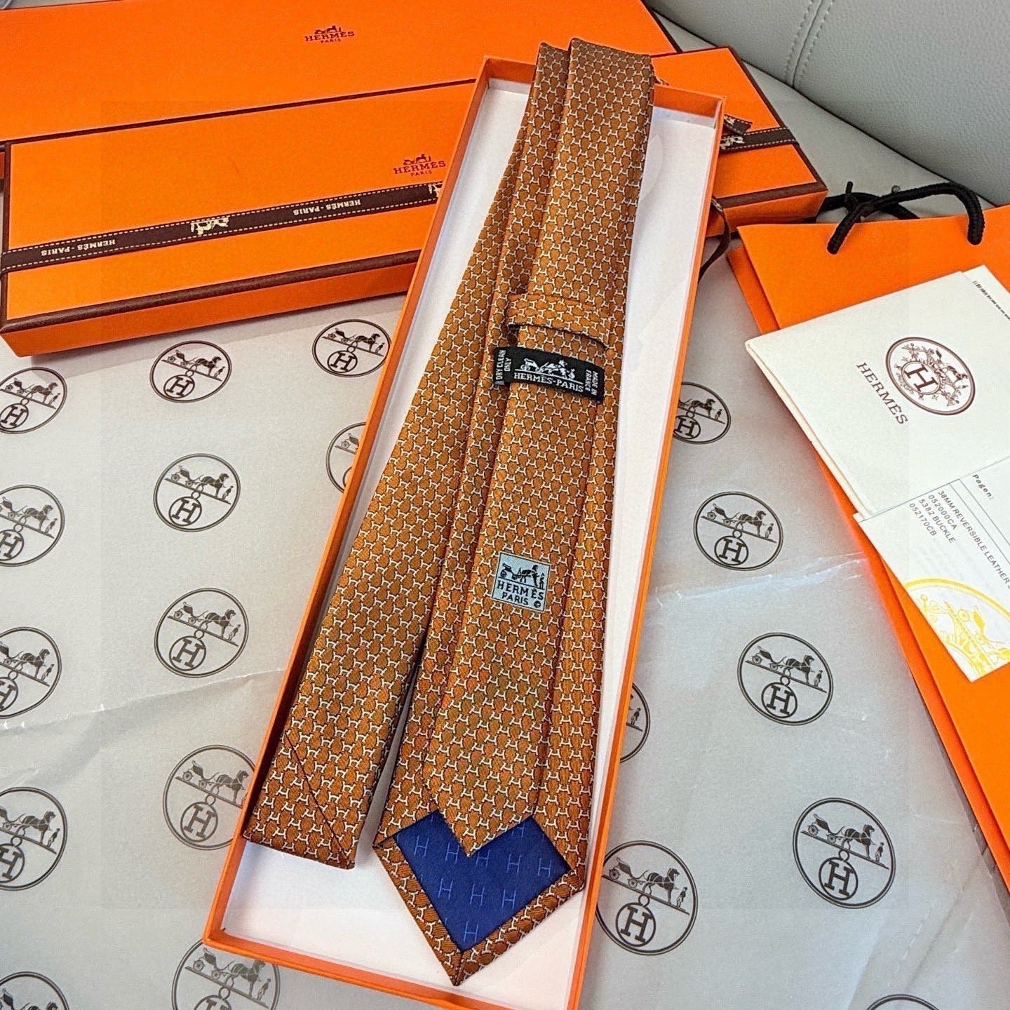 HM Hilario Tie Brown Twill Silk 209999