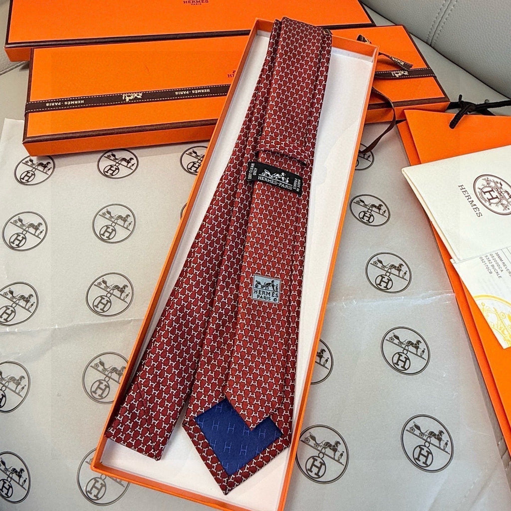 HM Hilario Tie Burgundy Twill Silk 210001
