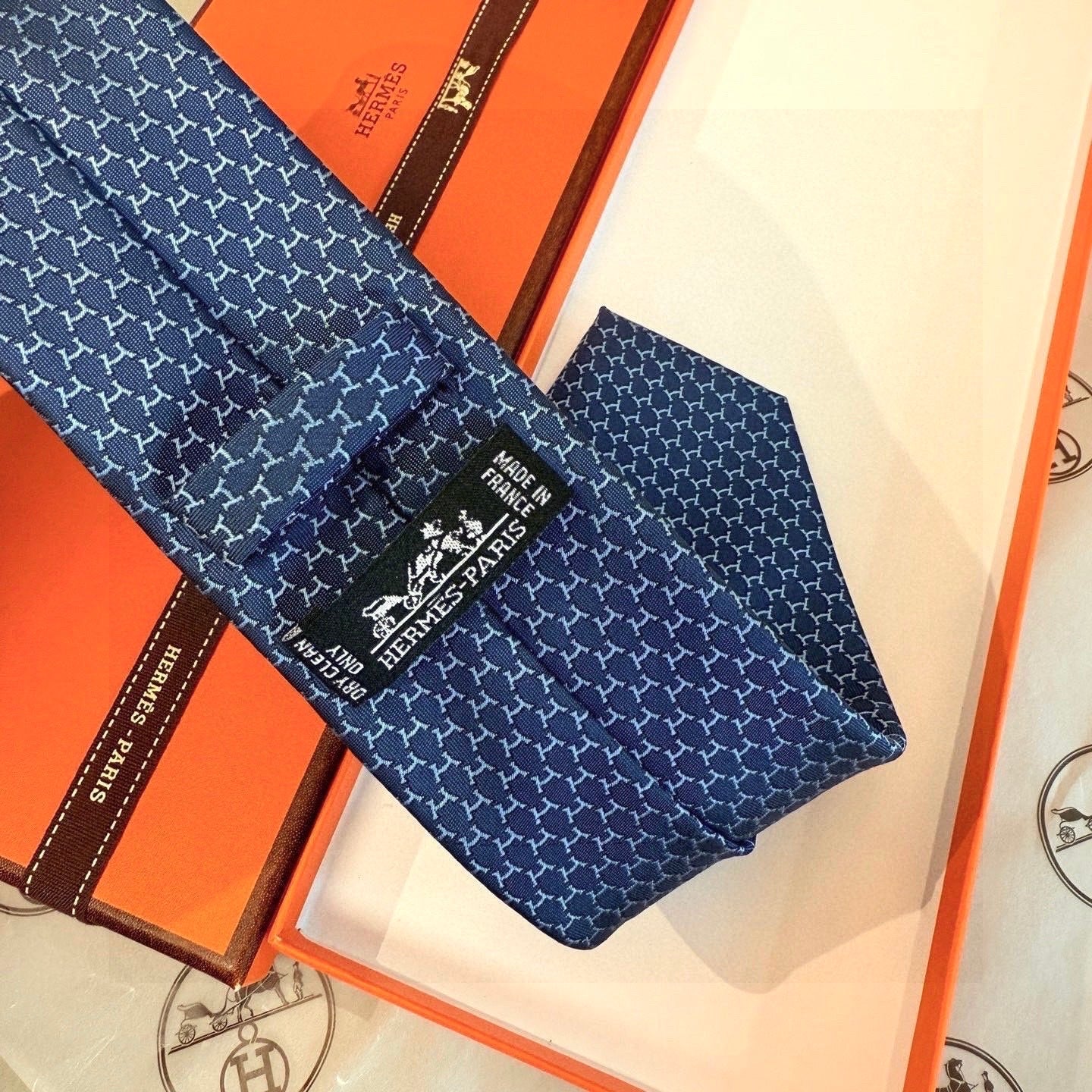 HM Hilario Tie Blue Twill Silk 210002