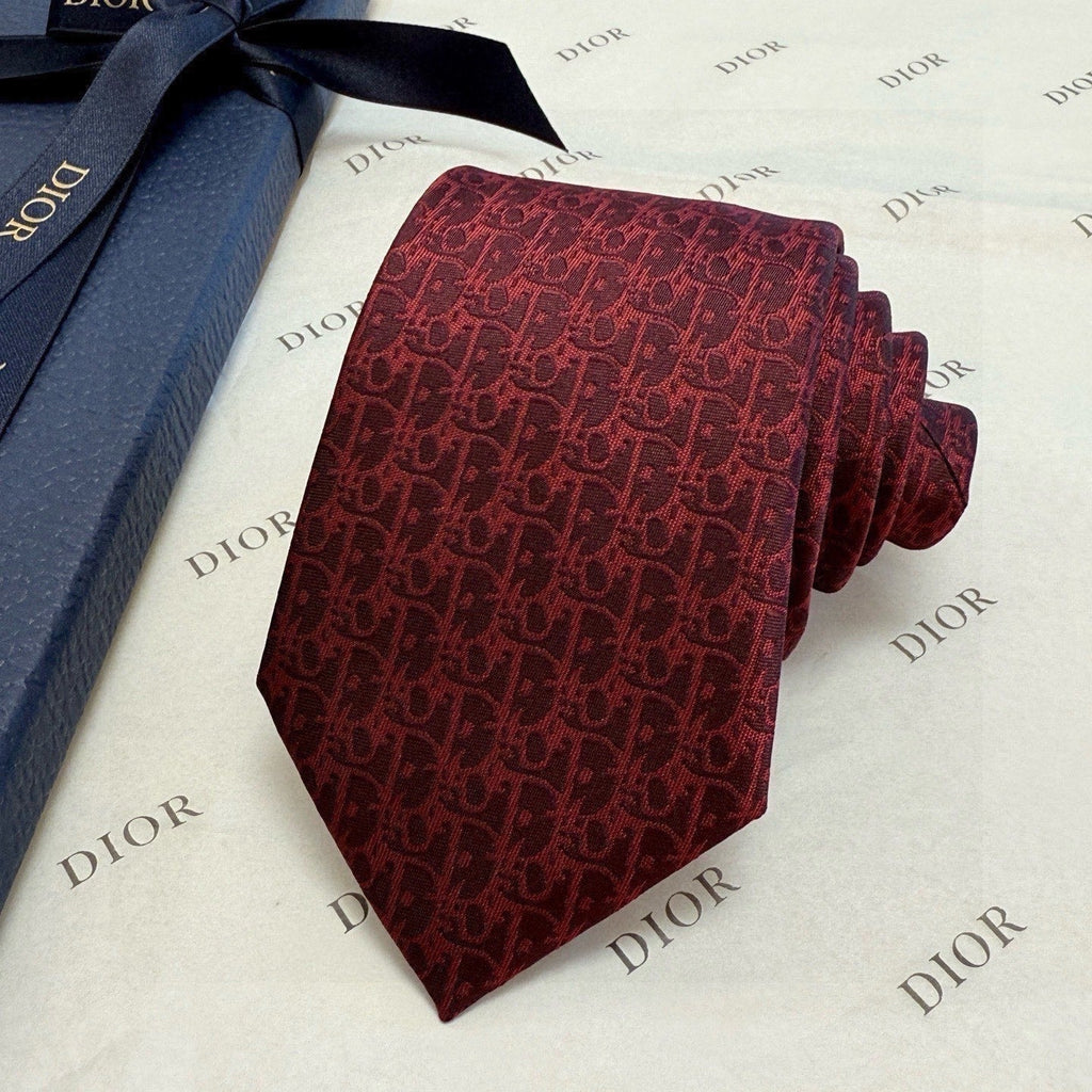 CD Oblique Tie Burgundy Silk 212105