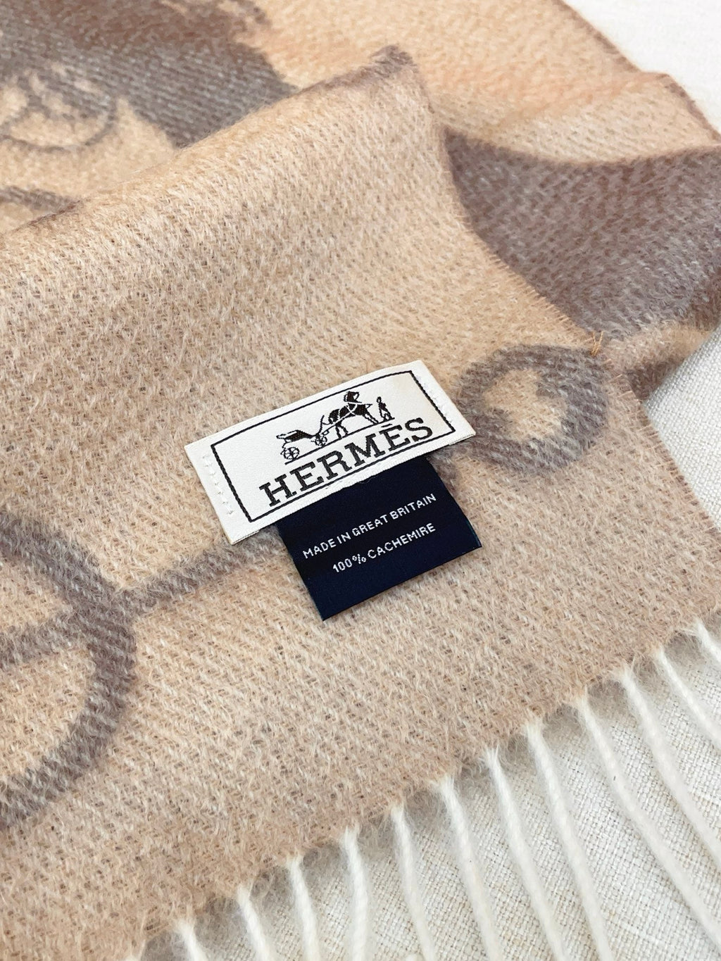 HM Casaque Mors Long Scarf Grey Beige Cashmere 139452