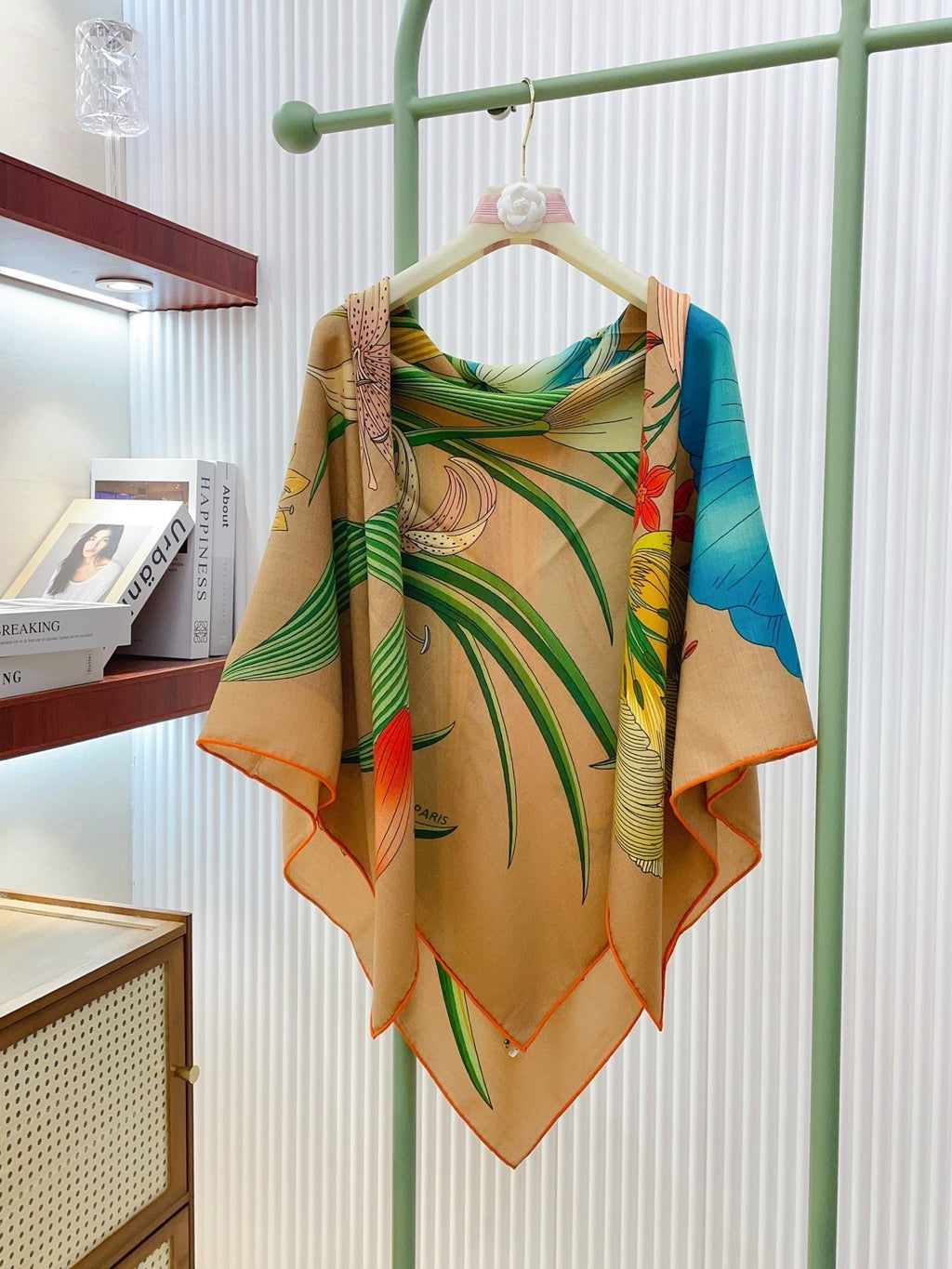 HM Bouquet Final Scarf 90 Beige Silk 139462