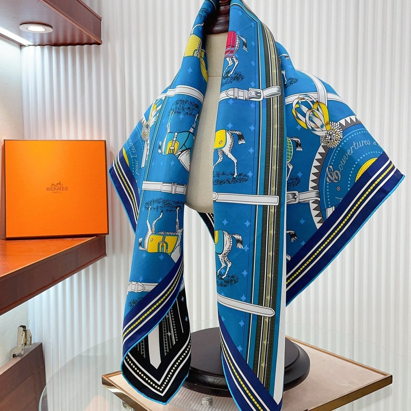 Couvertures Et Tenues De Jour Double Face Scarf 90 CM In Blue Mix Black Colorful Silk 190031