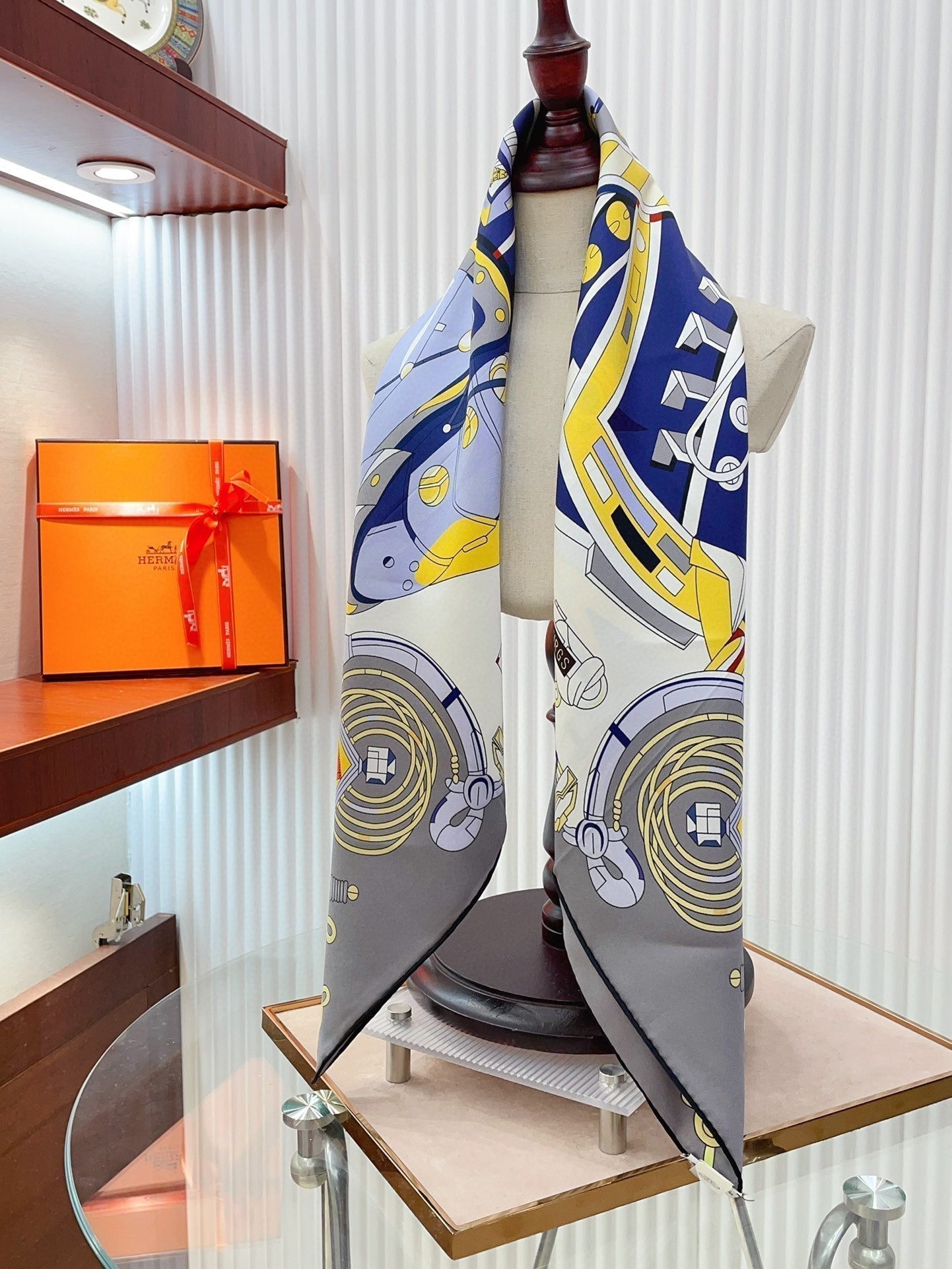 Neo Brandebourgs Scarf 90 CM In Colorful Silk 190037