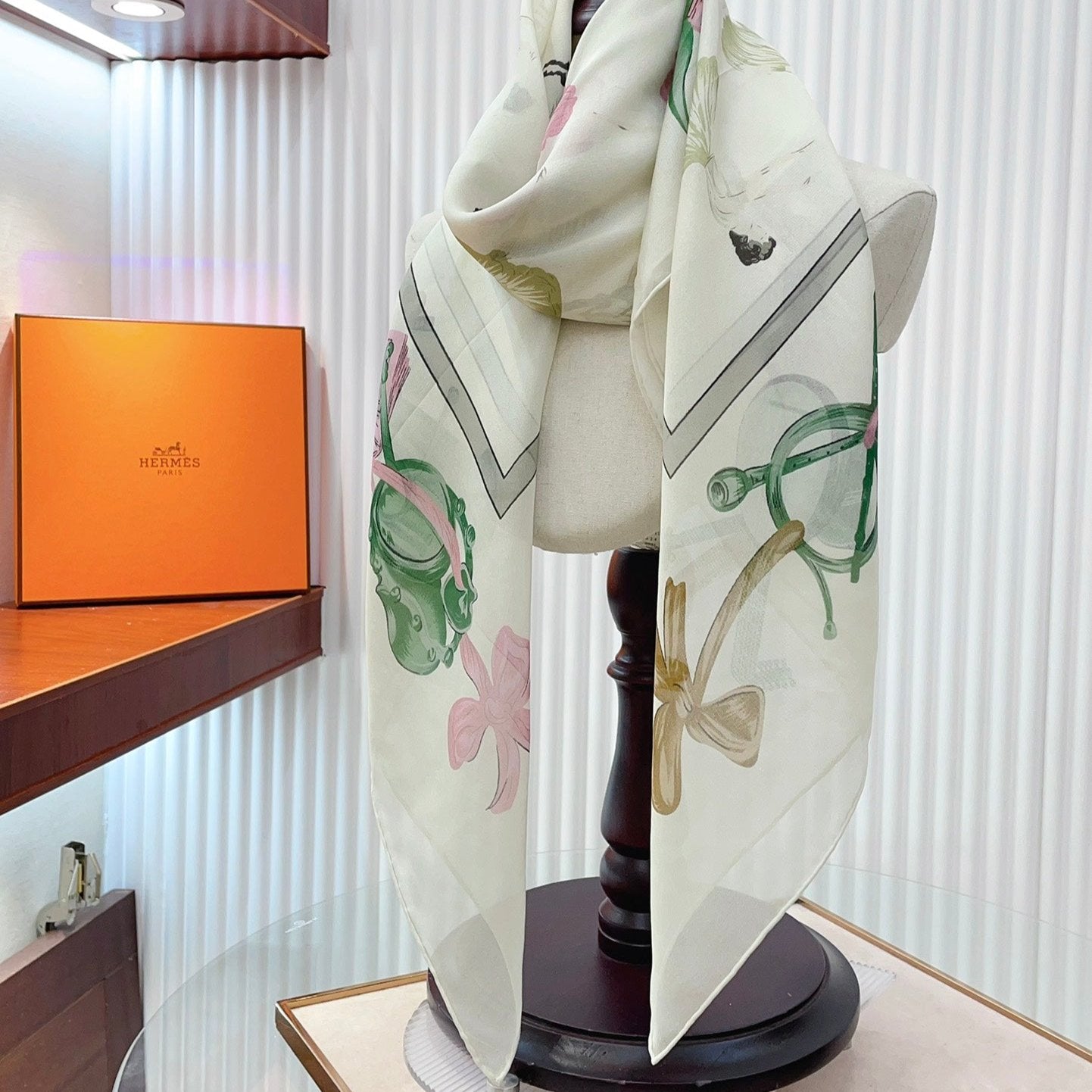Scarf 110 CM In White Colorful Voile Silk 193825