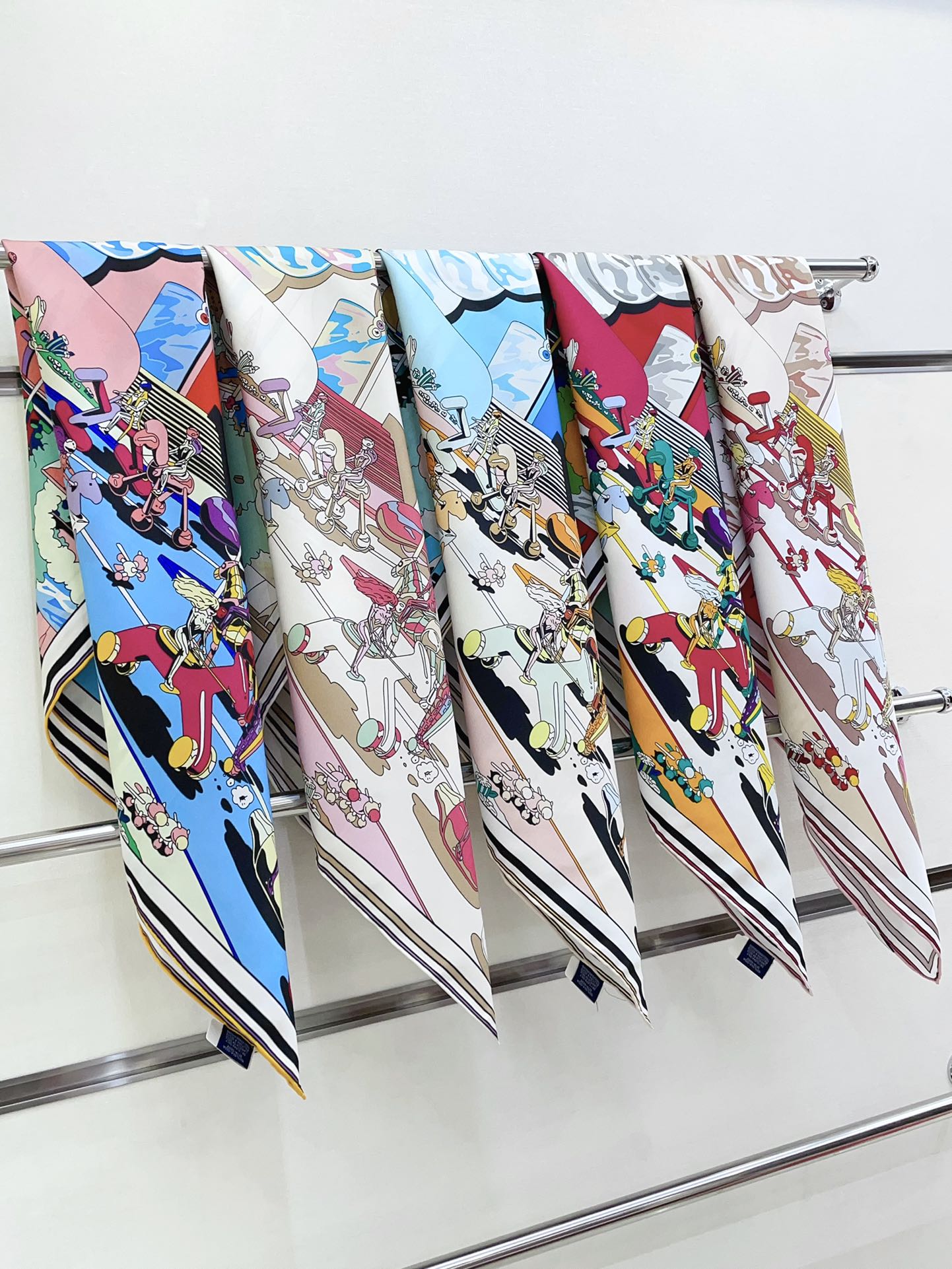 Locomotion Shawl 90 CM In Colorful Silk Twill  225466