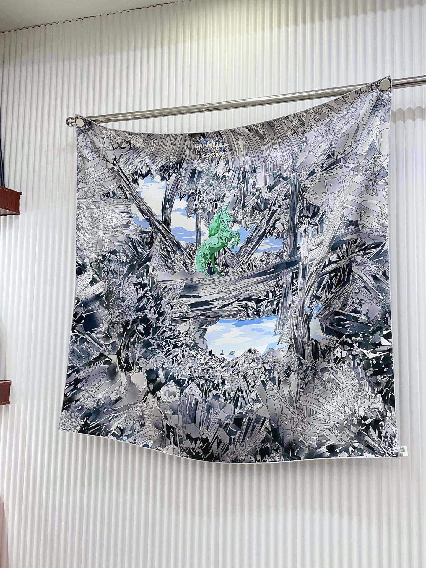 La Vallee De Cristal Scarf 90 CM Colorful Silk Twill  235413