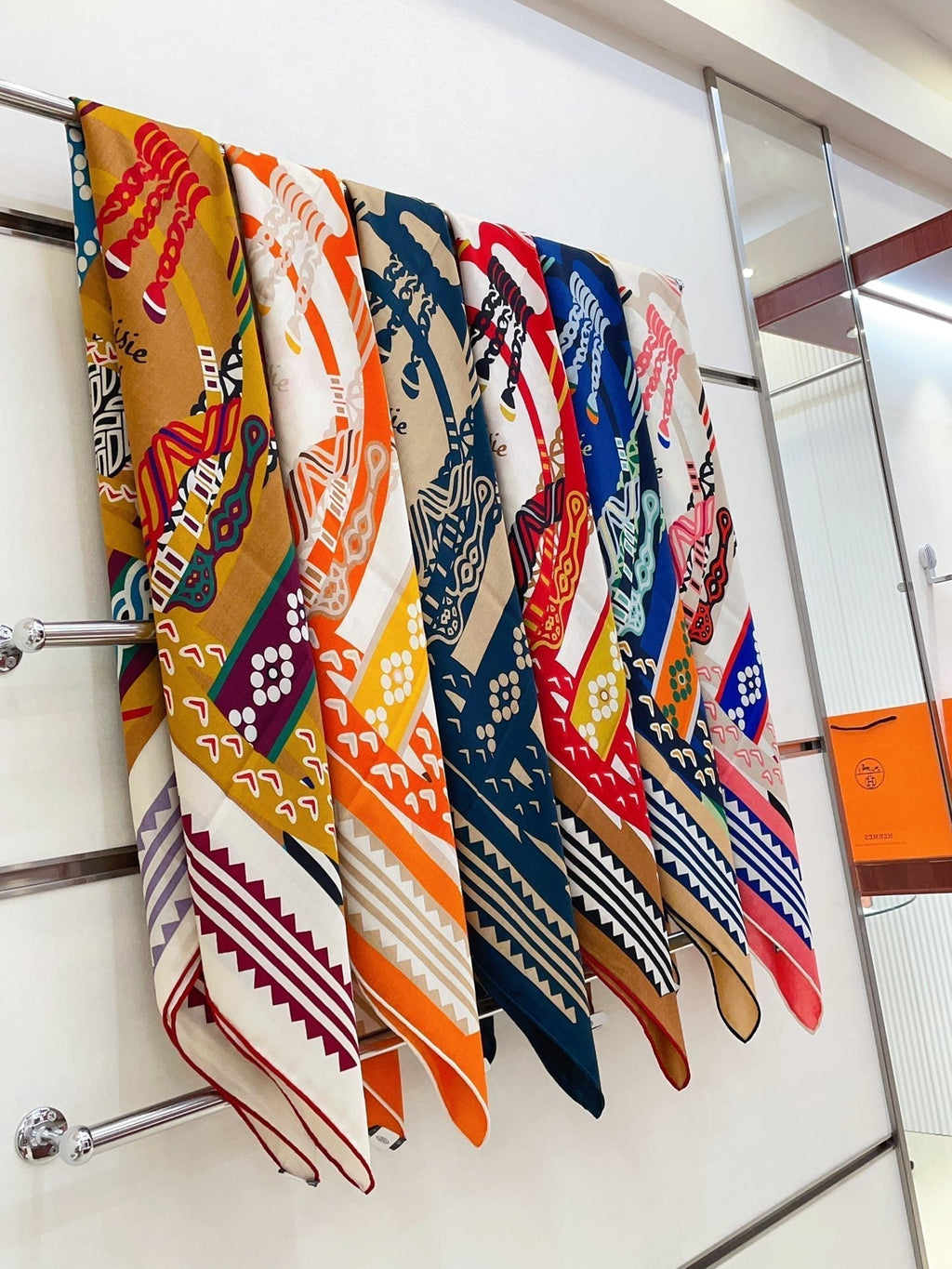 Fantaisie d'Etriers Shawl 135 CM In Colorful Cashmere And Silk 276557