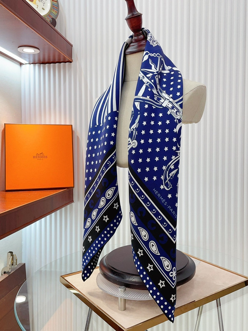 Cheval Punk Bandana Scarf 90 CM In Dark Blue Mix White Black Silk Twill 309213