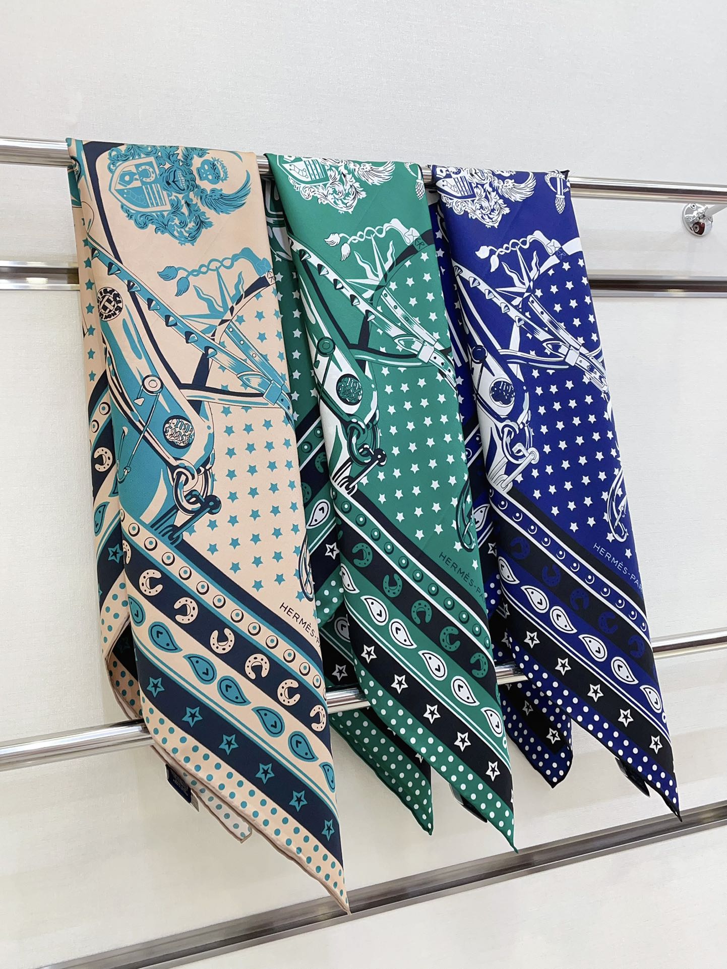 Cheval Punk Bandana Scarf 90 CM In Dark Blue Mix White Black Silk Twill 309213