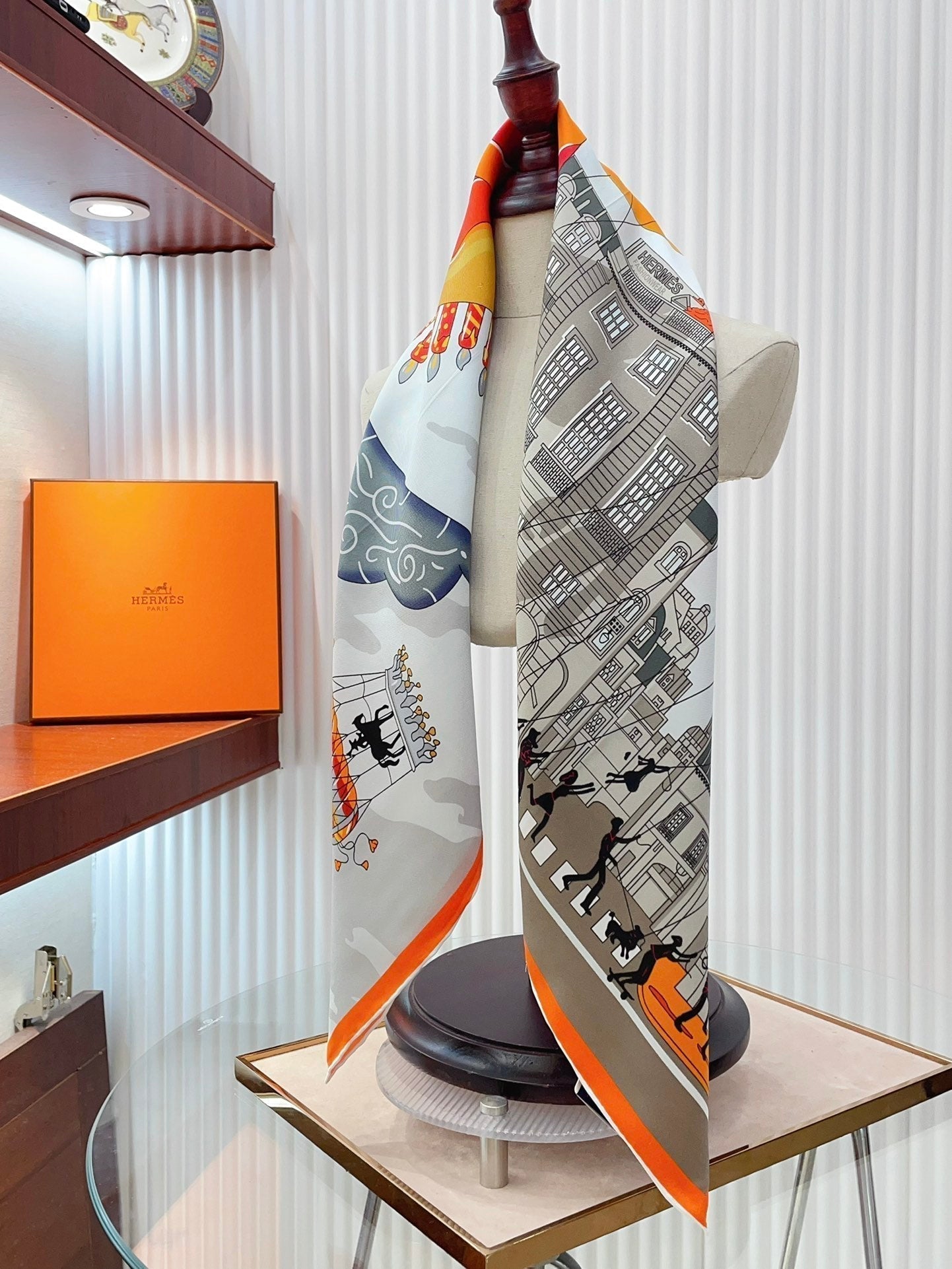 Parade Scarf 90 CM In White Grey Colorful Silk Twill 310306