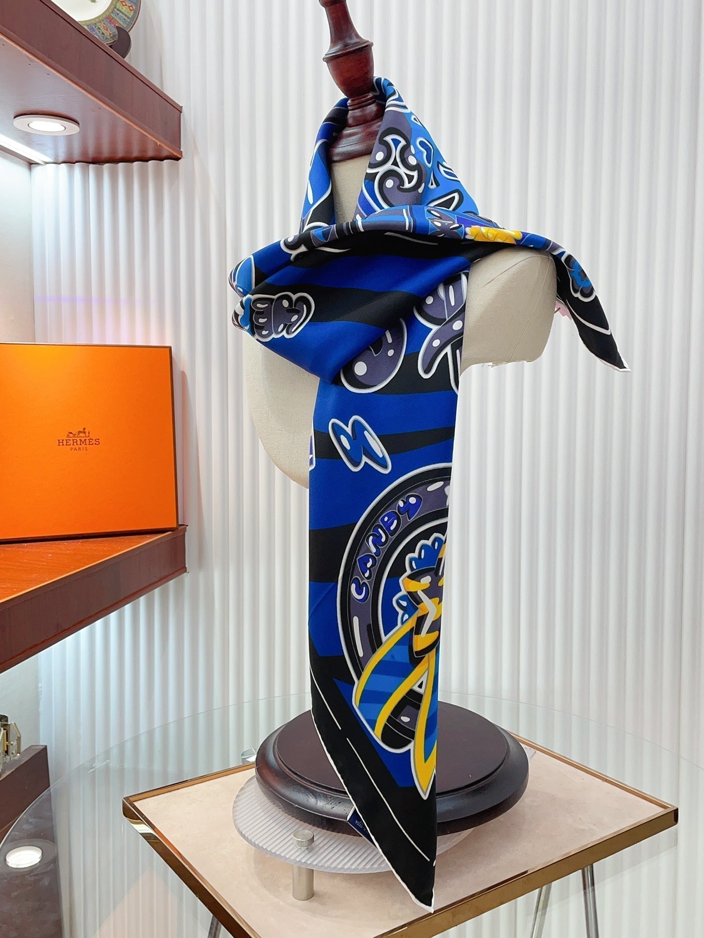 Candy Libris Scarf 90 CM In Dark Blue Colorful Silk Twill 319212
